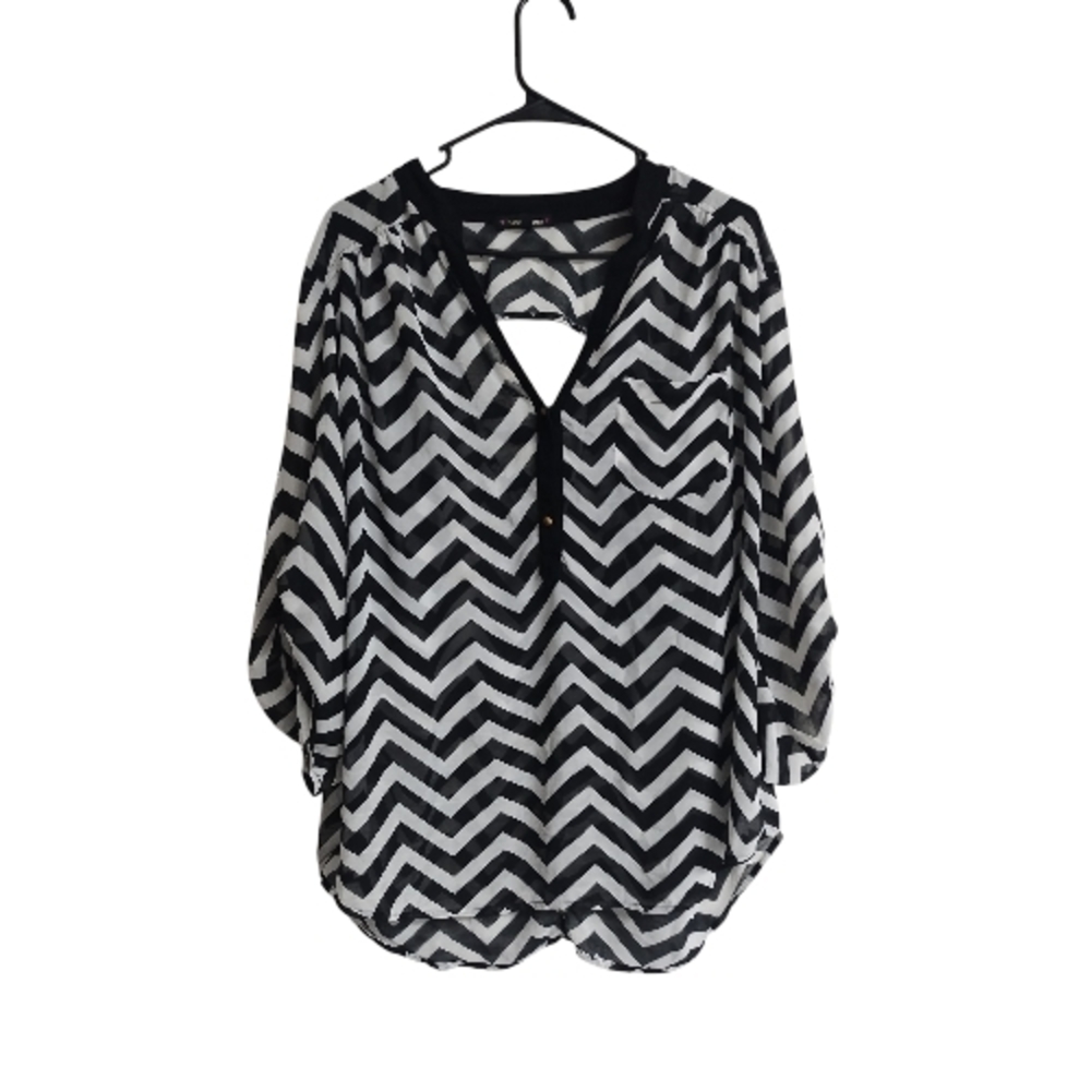 HeartSoul Black and White Chevron Blouse